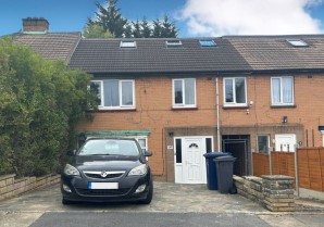 Property for Auction in London - 105 Fairmead Crescent, Edgware, Middlesex, HA8 8YR
