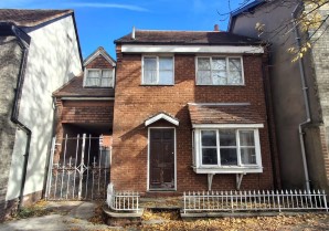 Property for Auction in London - 27 High Street, Baldock, Hertfordshire, SG7 6BE