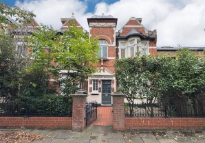 Property for Auction in London - Flat 7, 118 Bolingbroke Grove, Wandsworth, London, SW11 1DA