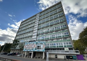 Property for Auction in London - Flat 21 Fontenelle, Sceaux Gardens, Camberwell, London, SE5 7DT