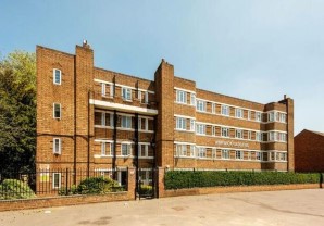 Property for Auction in London - 21 Warwick Gardens, London Road, Thornton Heath, Surrey, CR7 7NA