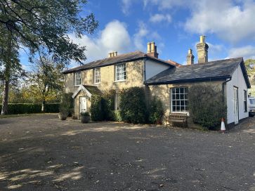 Property for Auction in East Anglia - Spa House, Church Road, Shelfanger, Diss, Norfolk IP22 2DG