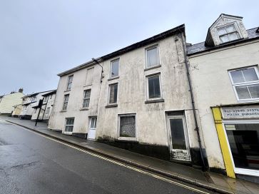 Property for Auction in South West - 34 Fore Street, Camelford, Cornwall PL32 9PG