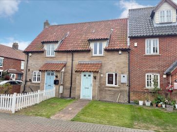 Property for Auction in East Anglia - 10 Marram Court, North Market Road, Winterton-On-Sea, Great Yarmouth, Norfolk NR29 4FD