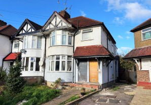 Property for Auction in London - 102 Braemar Avenue, Neasden, London, NW10 0DP