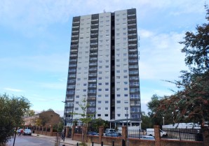 Property for Auction in London - Flat 1003 Landmark Heights, 172 Daubeney Road, Hackney, London, E5 0EN