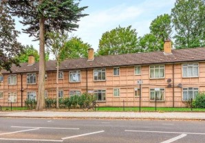 Property for Auction in London - 226 Rodenhurst Road, Clapham, London, SW4 8AL