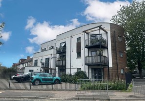 Property for Auction in London - Flat 2 Chandos Parade, Buckingham Road, Edgware, Middlesex, HA8 6DX