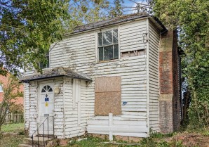 Property for Auction in London - Willow Trees, Bilsington, Ashford, Kent, TN25 7JY