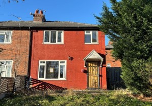 Property for Auction in London - 2 Hawkswood Crescent, Leeds, West Yorkshire, LS5 3PG