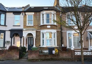 Property for Auction in London - 9A Shrubland Road, Walthamstow, London, E17 7QH