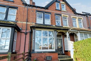 Property for Auction in West Yorkshire - Flats 1-5, 10 Noster Hill, Leeds, West Yorkshire LS11 8QE