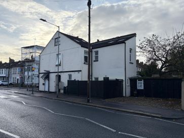 Property for Auction in East Anglia - 183C Ramuz Drive, Westcliff-On-Sea, Essex SS0 9JN