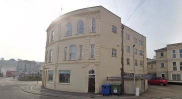 Property for Auction in North West - Flat 3, Richmond Court, Richmond Place, Dawlish, Devon EX7 9PL
