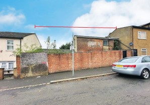 Property for Auction in London - 2A Seymour Place, South Norwood, London, SE25 4XU