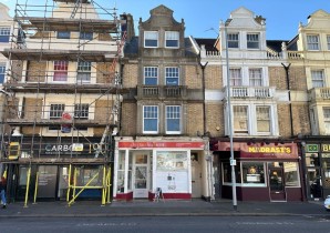 Property for Auction in Sussex & Hampshire - Flat 6, 192 Church Road, Hove, East Sussex, BN3 2DJ