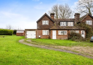 Property for Auction in Sussex & Hampshire - 2 Quince Tree Cottages, North Hall Lane, Splaynes Green, Uckfield, TN22 3TL
