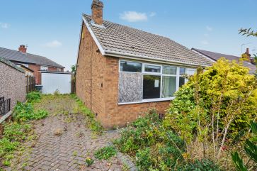 Property for Auction in West Yorkshire - 1 Scott Green Drive, Gildersome, Morley, Leeds, West Yorkshire LS27 7BZ