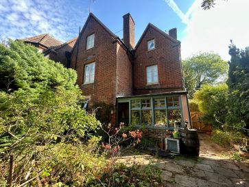 Property for Auction in East Anglia - 1 River Hill, Bramford, Ipswich, Suffolk IP8 4BB