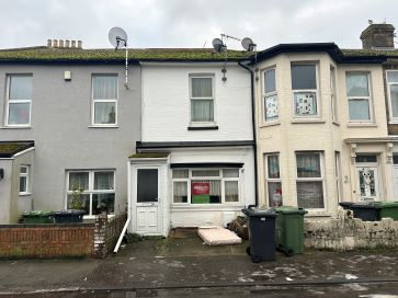 Property for Auction in East Anglia - 41 Victoria Road, Great Yarmouth, Norfolk NR30 3BH