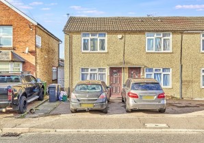 Property for Auction in London - 47 Railway Street, Braintree, Essex, CM7 3JD