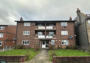Property for Auction in London - 21A Hopton Court, Hopton Road, Streatham, London, SW16 2EH