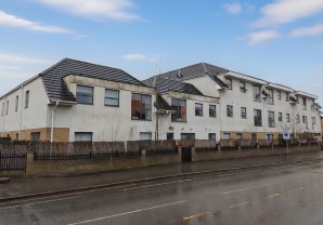 Property for Auction in London - Flat 26 Garden Court, 70 Station Road, West Drayton, Middlesex, UB7 7FA