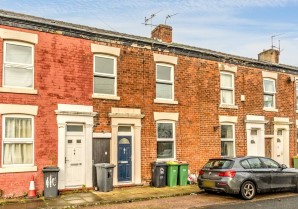 Property for Auction in London - 108 Villiers Street, Preston, Lancashire, PR1 7PB