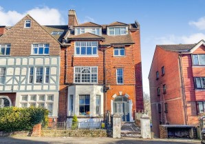 Property for Auction in London - Rear Garden Flat, 165 London Road, St. Leonards-on-Sea, East Sussex, TN37 6LS