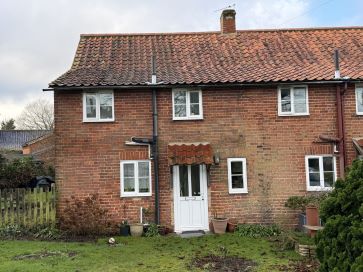 Property for Auction in East Anglia - 3 White Horse Common Cottages, Happisburgh Road, White Horse Common, North Walsham, Norfolk NR28 9NG