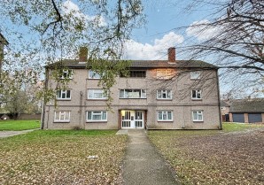 Property for Auction in London - 45 Frobisher Road, St. Albans, Hertfordshire, AL1 5AH