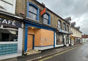 Property for Auction in London - 99 High Street, Andover, Hampshire, SP10 1ND