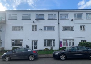 Property for Auction in London - Flat 2 Duncan Court, 5-7 Beach Road, Clacton-on-Sea, Essex, CO15 1UG