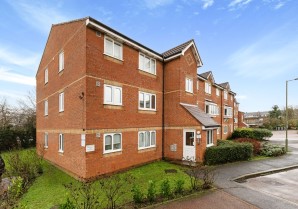 Property for Auction in London - Flat 8, 4 Blackdown Close, East Finchley, London, N2 8JF