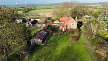 Property for Auction in Hull & East Yorkshire - Moat Farm, Southside Road, Halsham, East Yorkshire, HU12 0BP