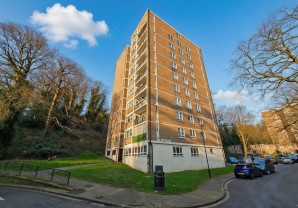 Property for Auction in London - Flat 14 Pemberton House, High Level Drive, Sydenham, London, SE26 6XW