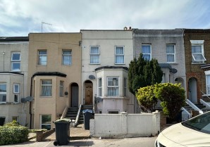 Property for Auction in London - 157 Moffat Road, Thornton Heath, Surrey, CR7 8PZ