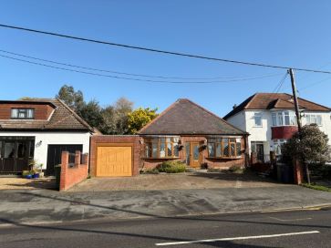 Property for Auction in East Anglia - 311-313 Eastwood Road, Rayleigh, Essex SS6 7LH