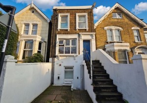 Property for Auction in London - Flat 3, 153 Lewisham Road, Lewisham, London, SE13 7PZ