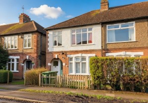 Property for Auction in London - 12A Penton Avenue, Staines-upon-Thames, Middlesex, TW18 2NB