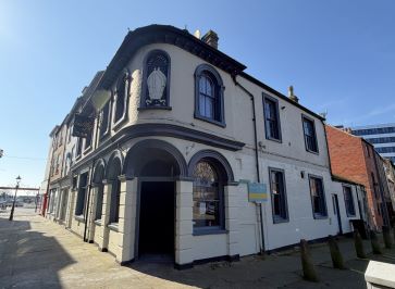 Property for Auction in East Anglia - The Mitre, 5 and 5A George Street, Great Yarmouth, Norfolk NR30 1HR