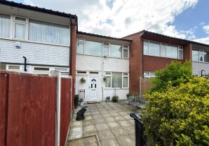 Property for Auction in London - 4 Swindon Close, Seven Kings, Ilford, Redbridge, IG3 8BQ