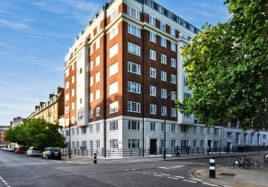 Property for Auction in London - Flat 31 Tavistock Court, Tavistock Square, Bloomsbury, London, WC1H 9HE