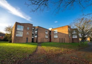 Property for Auction in London - 201 Shackleton Court, Whitley Close, Staines-upon-Thames, Middlesex, TW19 7DF