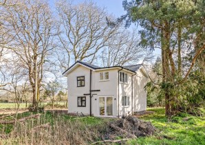 Property for Auction in Sussex & Hampshire - Grasshopper Cottage, Margards Lane, Verwood, Dorset, BH31 6JQ