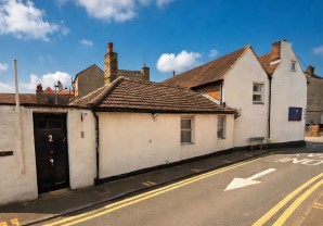Property for Auction in London - 2 Broomhill Road, Orpington, Kent, BR6 0EW