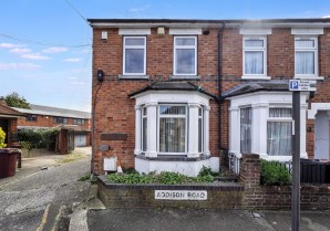 Property for Auction in London - 94 Addison Road, Reading, Berkshire, RG1 8EG