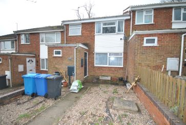 Property for Auction in Northamptonshire - 20 Hawkins Close, Rothwell, Kettering, Northamptonshire NN14 6TB