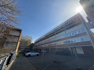 Property for Auction in East Anglia - 136 Suffolk Square, Norwich, Norfolk NR2 2BW