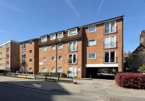 Property for Auction in London - Flat 2 Elgin Court, 12 Bramley Hill, South Croydon, Surrey, CR2 6LY